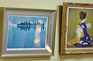 秋田県湯沢市のカラオケギャラリーあじさい